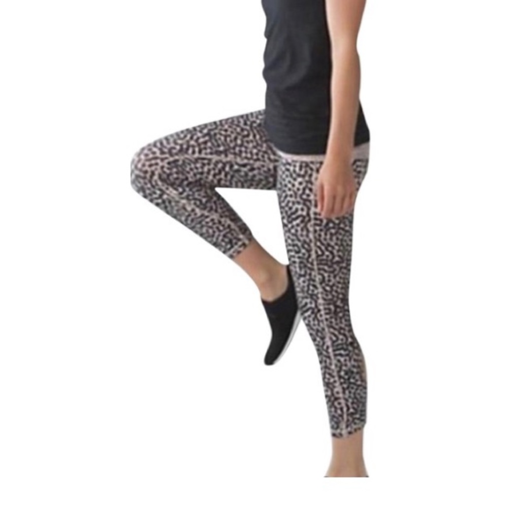 Lululemon cropped leggings